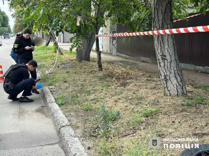 В Одесі чоловік влаштував стрілянину на вулиці та втік з місця злочину